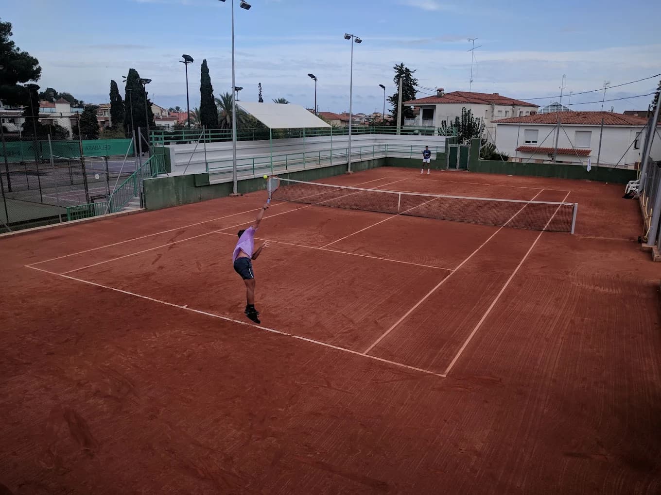 Vista aérea de las pistas de tenis del club